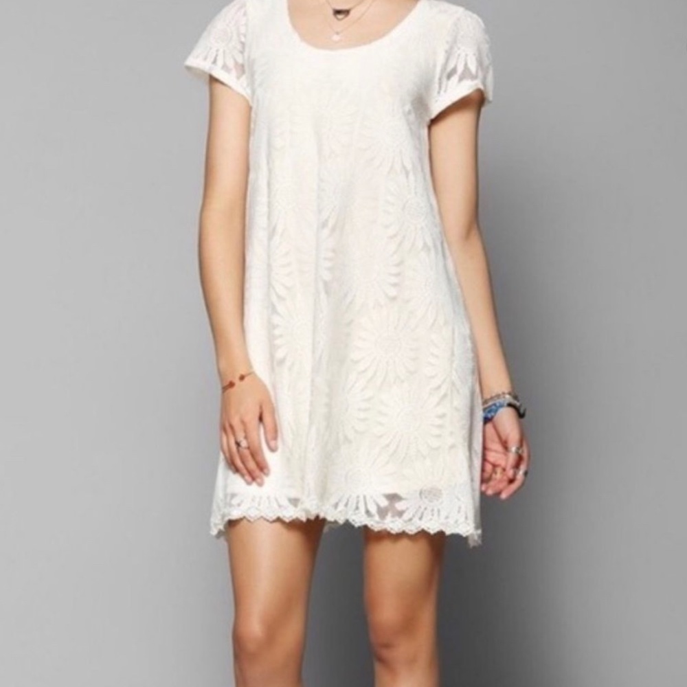 Kimchi Blue Daisy Dress